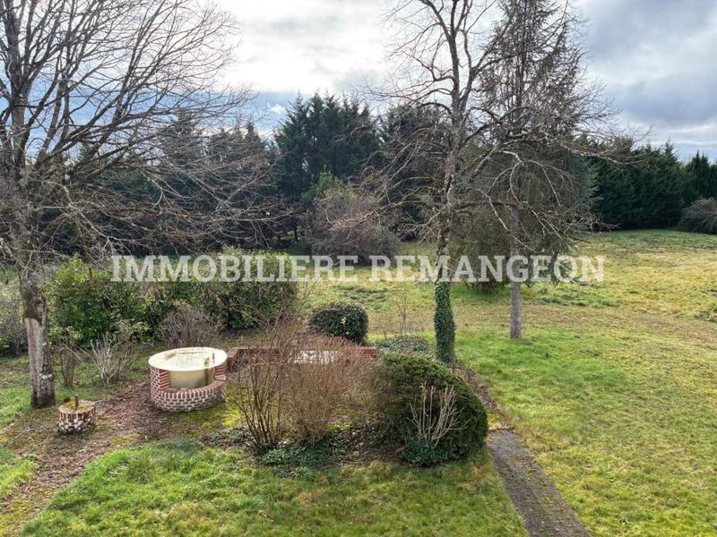 Demeure - 357 m² - 10 pièces