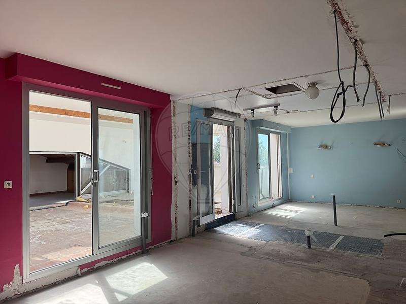 Appartement - 111 m² - 4 pièces