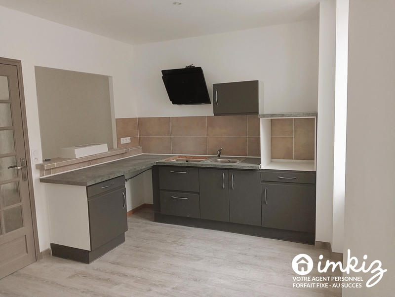 Maison - 370 m² - 10 pièces