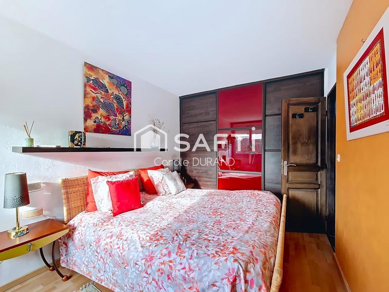 Appartement - 99 m² - 5 pièces