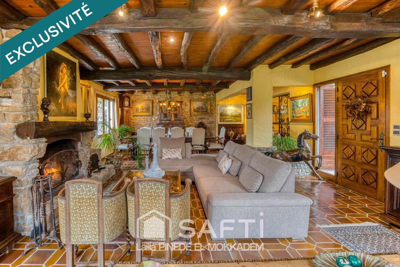 Maison - 160 m² - 5 pièces