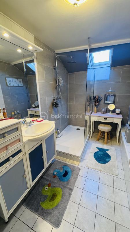 Maison - 120 m² - 5 pièces