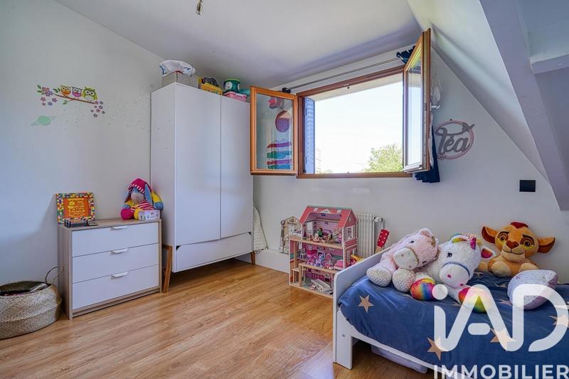 Maison - 210 m² - 5 pièces