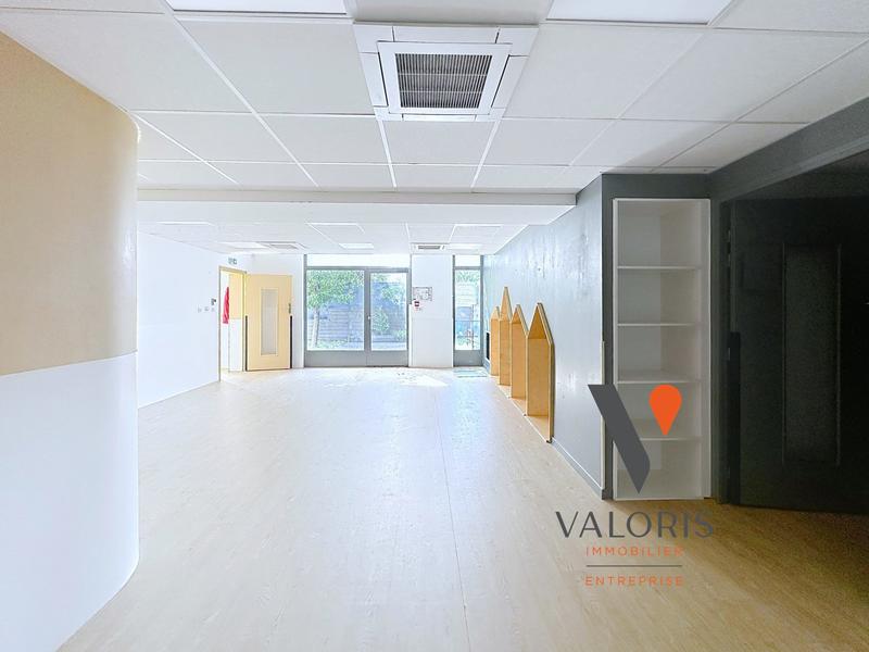 Local commercial - 193 m²