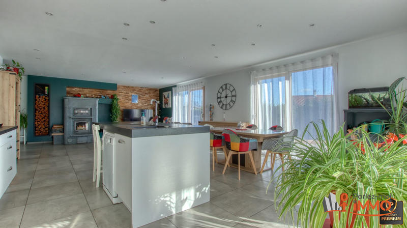 Maison - 134 m² - 5 pièces