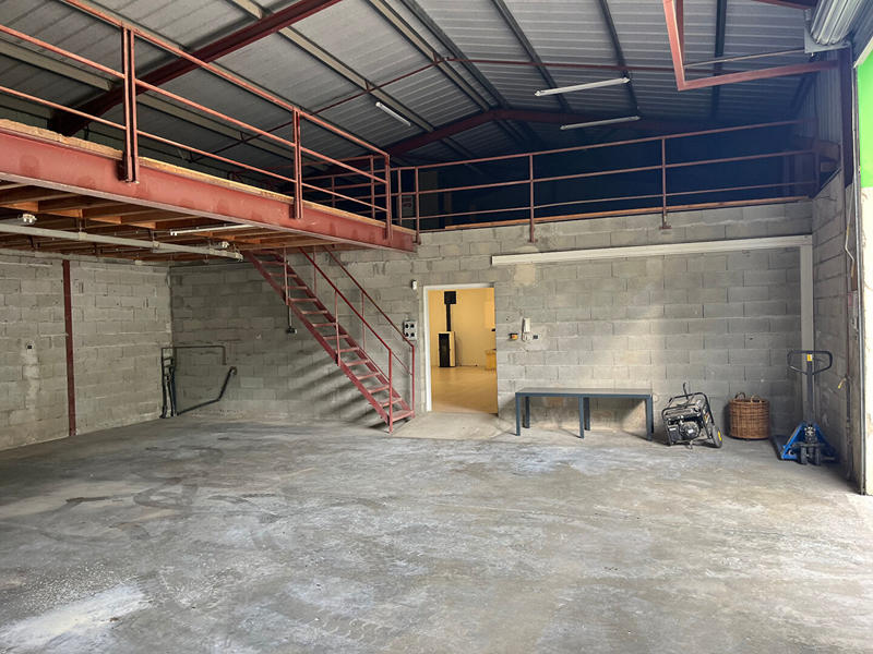 Local commercial - 162 m²