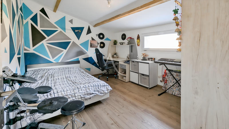 Maison - 150 m² - 5 pièces