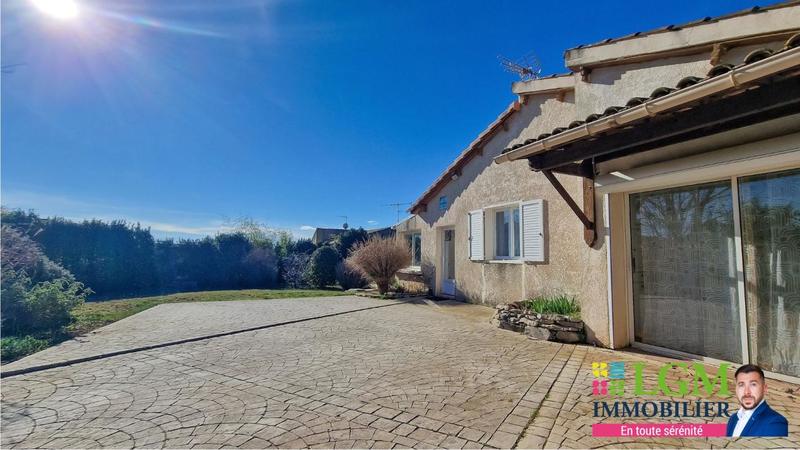 Villa - 90 m² - 5 pièces