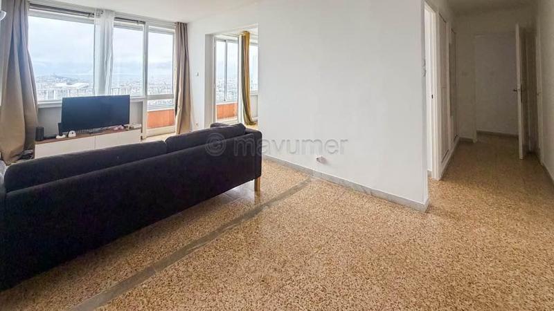 Appartement - 81 m² - 5 pièces