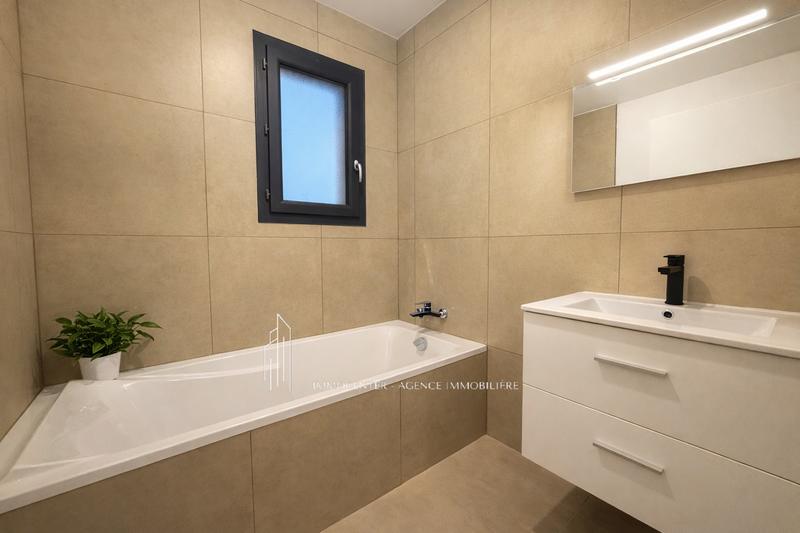 Villa - 105 m² - 5 pièces