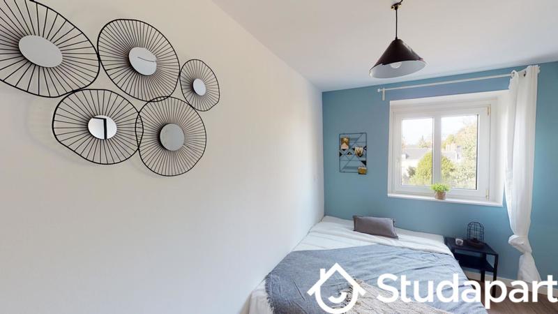 Chambre - 12 m² - 1 pièce