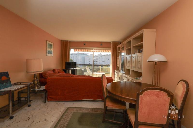 Appartement - 104 m² - 4 pièces