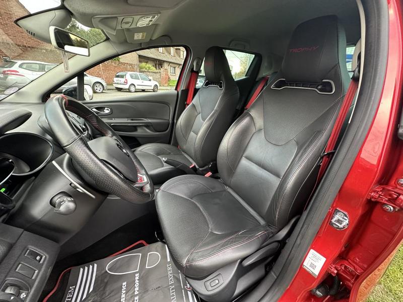 Renault Clio IV Rs Trophy 1.6 TCe 220