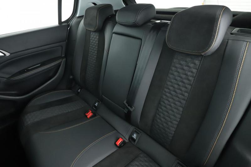 Peugeot 308 1.5 Blue-HDi Roadtrip 130 ch