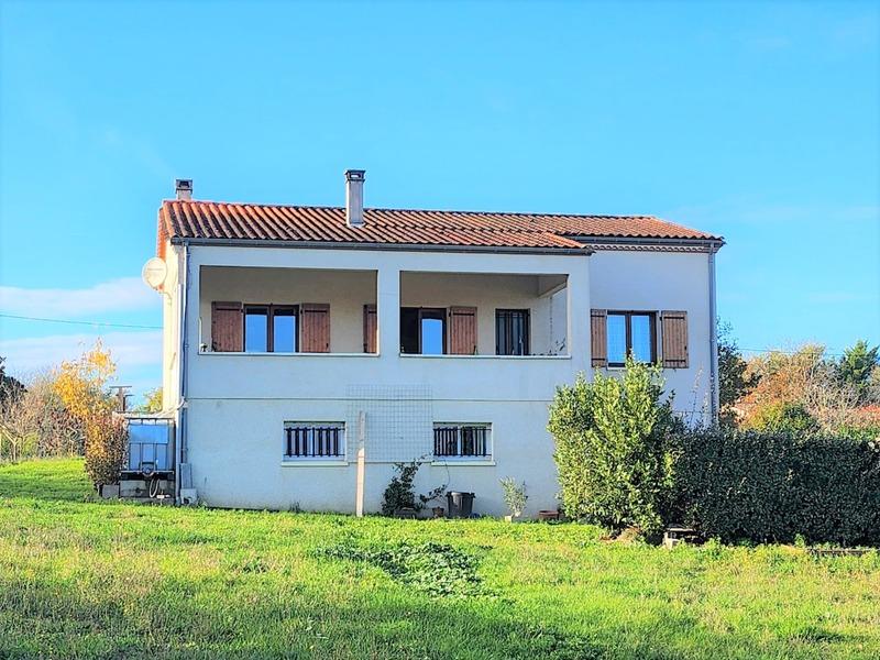 Maison - 85 m² - 5 pièces