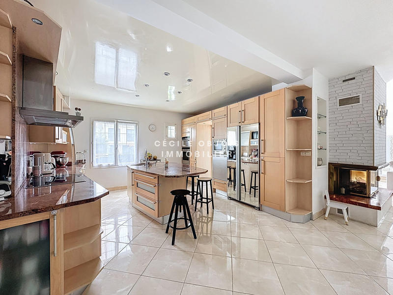 Maison contemporaine - 160 m² - 6 pièces