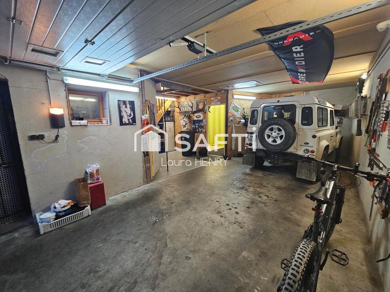 Maison - 215 m² - 6 pièces