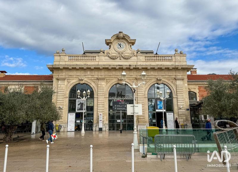 Bureau - 123 m² - 2 pièces