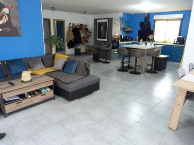 Maison - 142 m² - 6 pièces