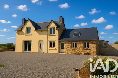 Maison - 106 m² - 5 pièces