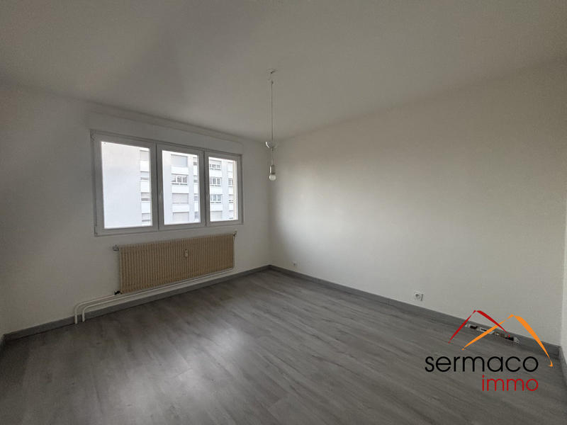 Appartement - 90 m² - 4 pièces