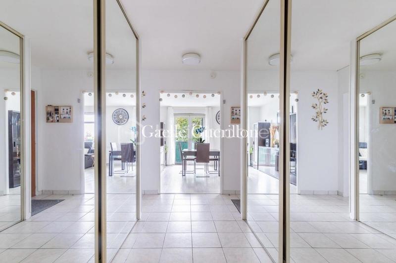 Appartement - 91 m² - 4 pièces