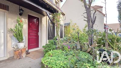 Maison - 89 m² - 5 pièces