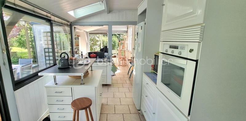 Maison traditionnelle - 164 m² - 7 pièces