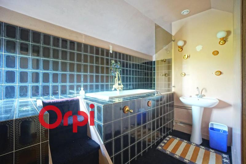 Maison - 193 m² - 7 pièces