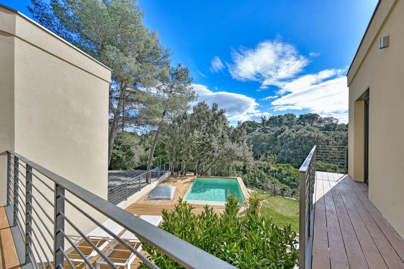 Villa - 167 m² - 6 pièces