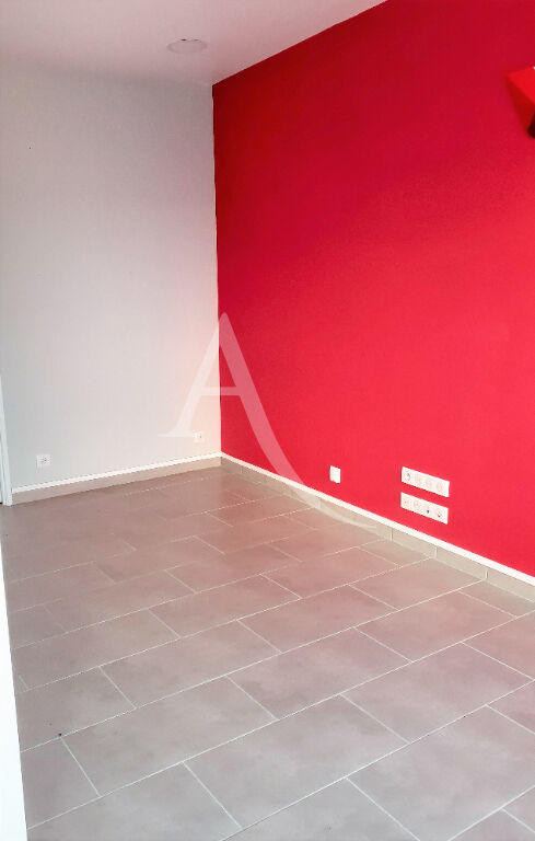 Local commercial - 53 m² - 4 pièces