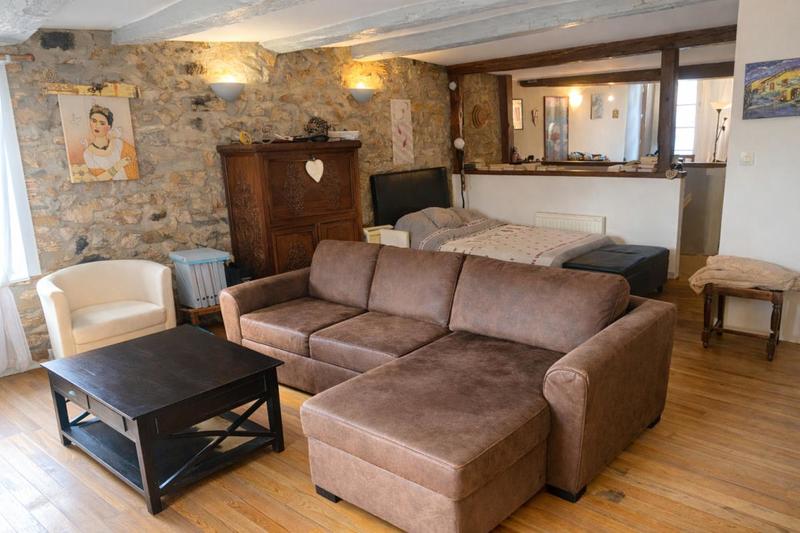 Appartement - 106 m² - 2 pièces