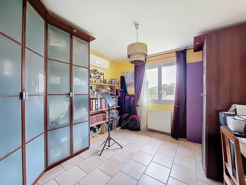 Maison - 99 m² - 4 pièces