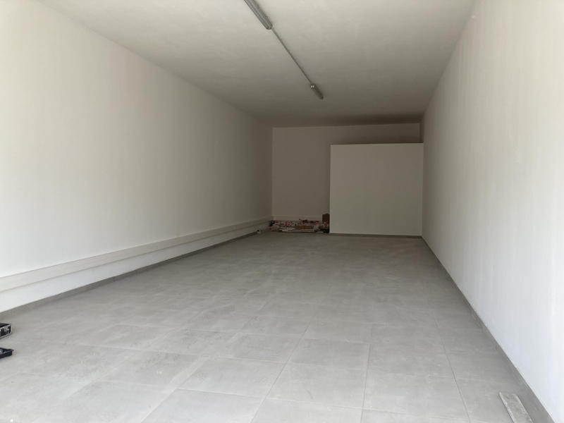 Local commercial - 68 m²