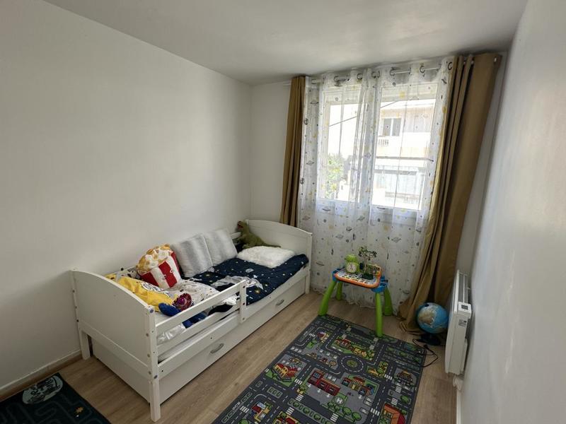 Propriété - 95 m² - 5 pièces