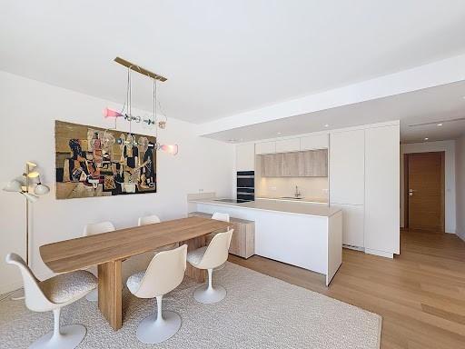 Appartement - 120 m² - 4 pièces