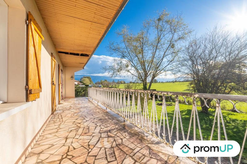 Maison traditionnelle - 140 m² - 6 pièces