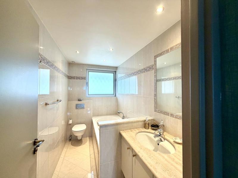 Appartement bourgeois - 82 m² - 3 pièces