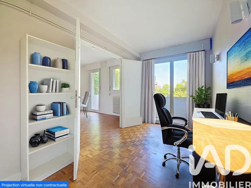 Appartement - 80 m² - 4 pièces