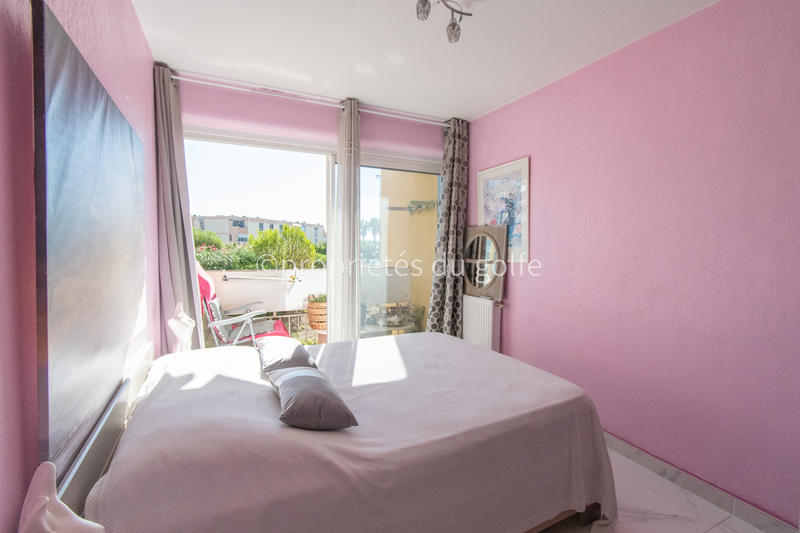 Appartement - 98 m² - 5 pièces