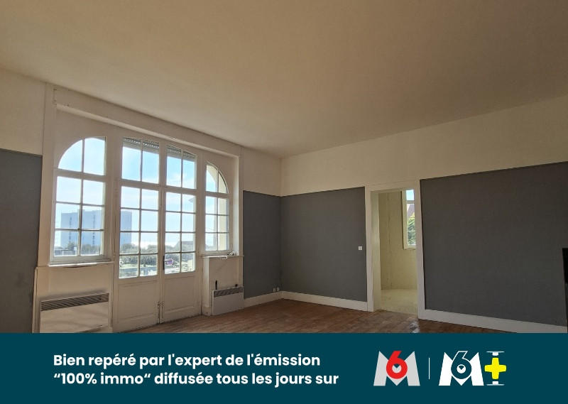 Maison - 296 m² - 16 pièces