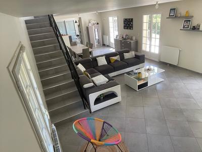 Maison - 190 m² - 7 pièces