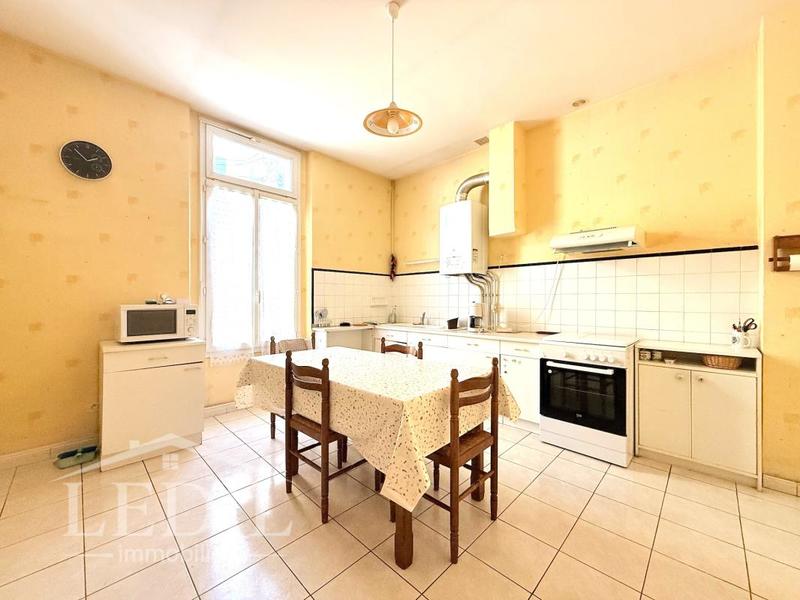 Maison de ville - 186 m² - 7 pièces