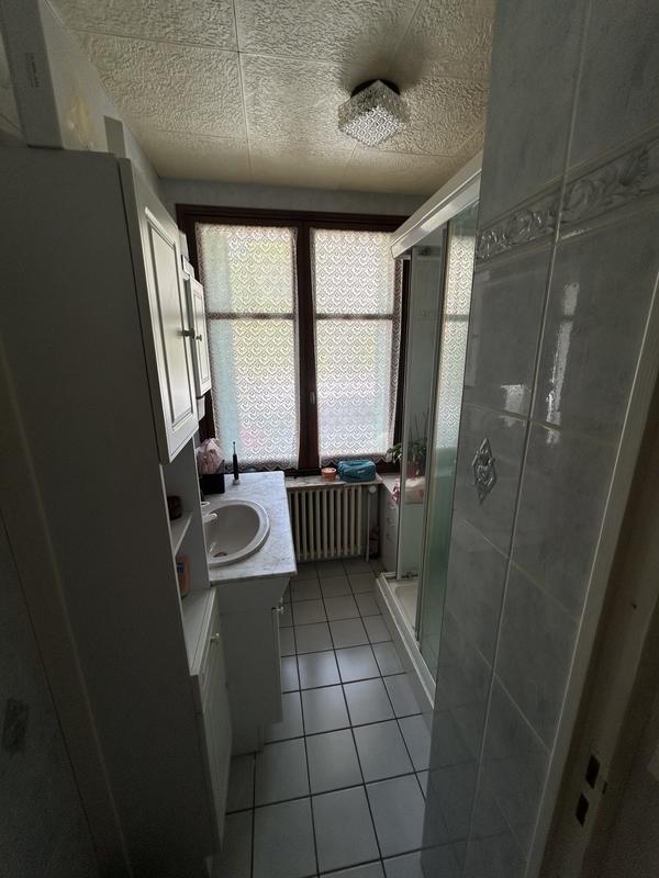 Maison - 97 m² - 5 pièces