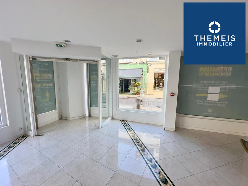 Local commercial - 82 m²