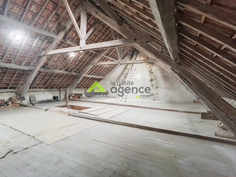 Maison de village - 216 m² - 9 pièces