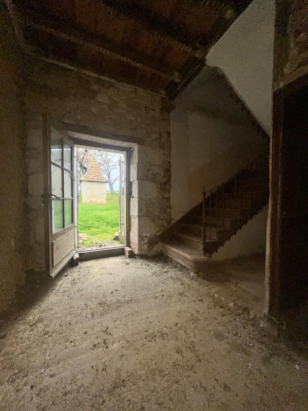 Maison - 280 m² - 7 pièces