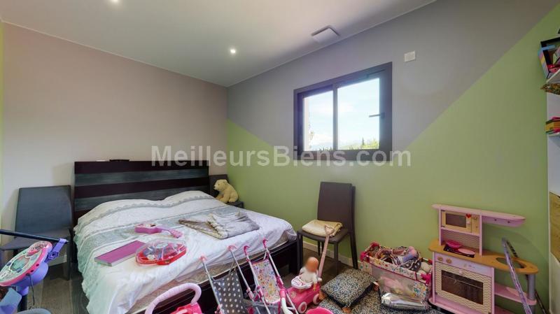 Villa - 230 m² - 7 pièces