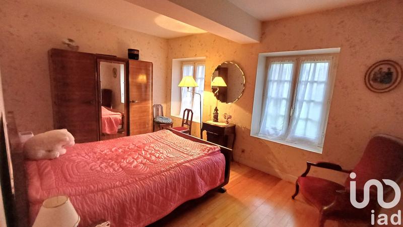 Maison - 209 m² - 11 pièces