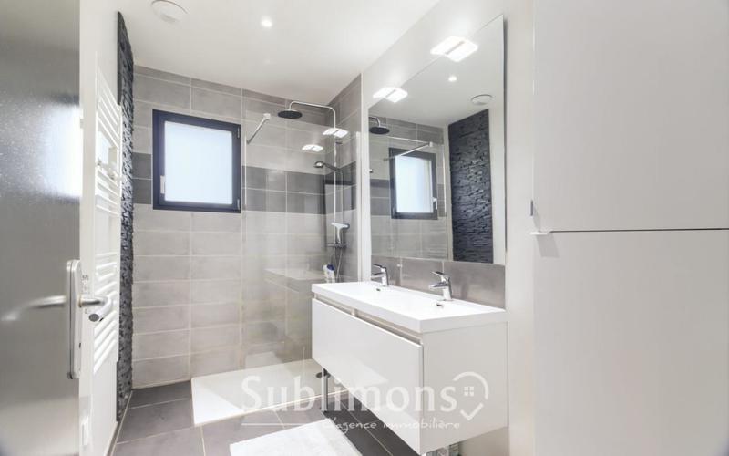 Maison - 115 m² - 5 pièces